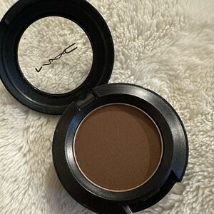 MAC Cosmetics Eyeshadow in Espresso